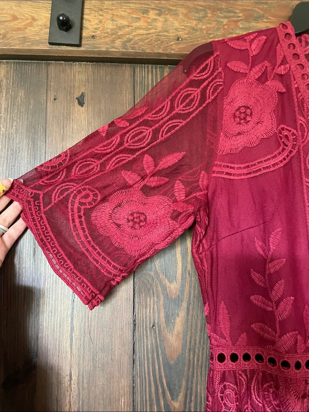 Eleter burgundy embroidered